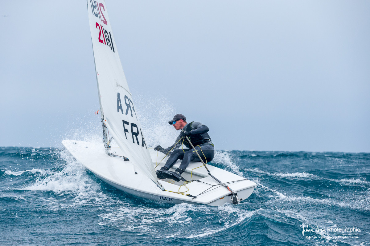 Thomas Flachon au près